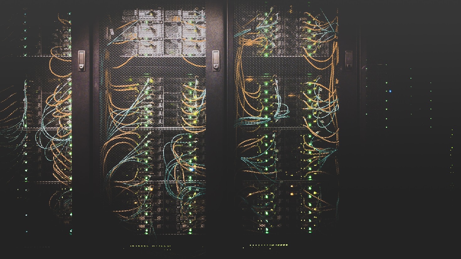 Molnhosting vs VPS: För- och nackdelar